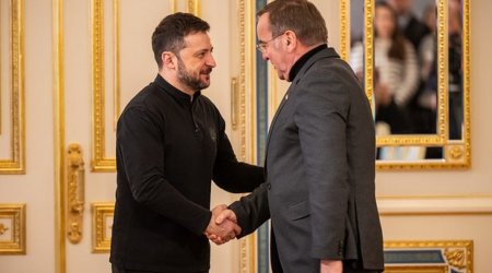 Zelenski Almaniyanın müdafiə naziri ilə görüşüb