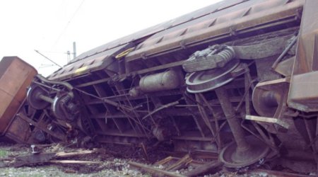 Bolqarıstanda yük qatarları toqquşub, yaralılar var