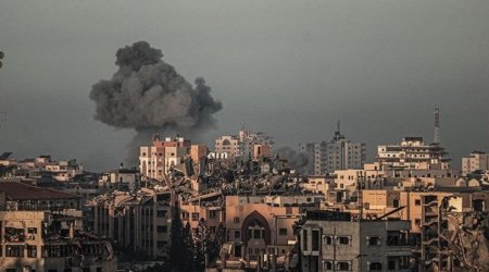 İsrail ordusu Qəzzanı atəşə tutub, 70-dən çox adam ölüb