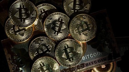 Bitcoin məzənnəsi rekord həddə qalxıb