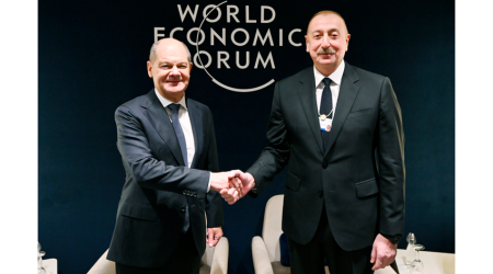 İlham Əliyev Olaf Şoltsla görüşüb