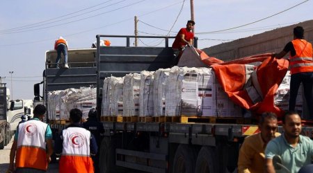 Nearly 900 trucks carrying humanitarian aid enter Gaza — TV