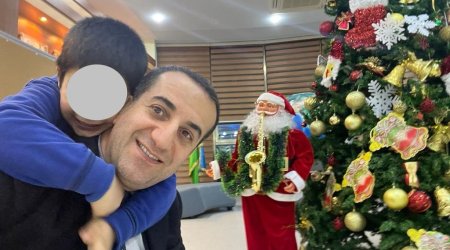 Səfirin birinci katibi şəxsi həyatı ilə bağlı işini itirib