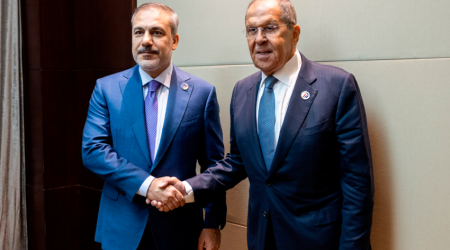 Hakan Fidan Lavrovla Suriyadakı vəziyyəti müzakirə edib