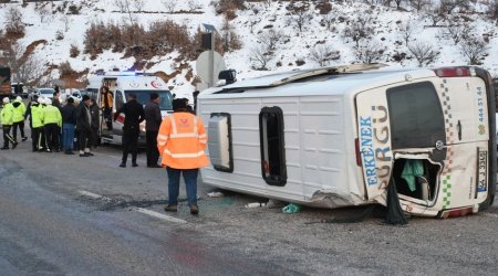 Türkiyədə sərnişin avtobusu aşıb, xəsarət alanlar var