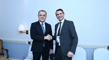 Ceyhun Bayramov Bavariyanın dövlət naziri ilə görüşüb