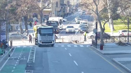 В Баку ограничено движение транспорта на пересечении улиц Шамси Бадалбейли и Рашида Бейбутова