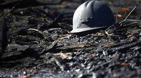 В Казахстане семь горняков остались под завалами обрушившейся шахты