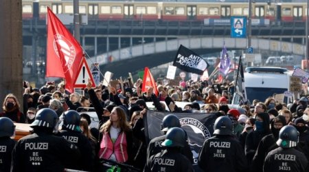Националисты вышли на митинг в Берлине