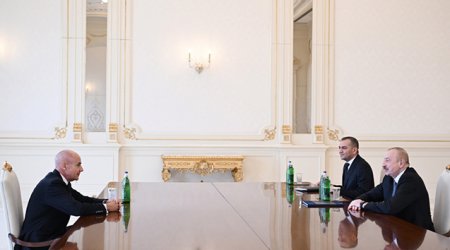 Prezident Yoxan Eliaşı qəbul edib