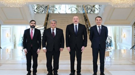 İlham ƏIiyev “Barselona” Futbol Klubunun prezidentini qəbul edib