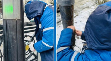 В результате ДТП в непогоду на улицах Баку повреждены пять светофоров