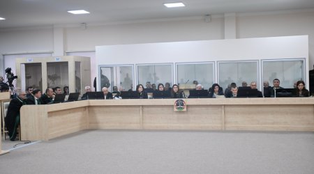 Çoxsaylı cinayətlərin törədilməsində təqsirləndirilən erməniəsilli şəxslərin məhkəməsi davam etdirilir