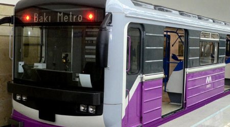 На станции метро &laquo;28 мая&raquo; из-за неисправности поезда в метро увеличился интервал
