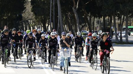 Leyla Əliyeva Qadınlar Günü münasibətilə keçirilən veloyürüşdə iştirak edib