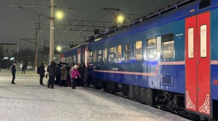 В Казахстане из-за закрытых трасс пассажирам будут организованы места в поездах