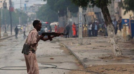 В Сомали террористы напали на отель, погибли 11 человек