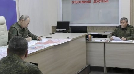 Путин в военной форме посетил Курскую область