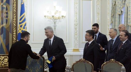 Турецкие министры прибыли в Киев