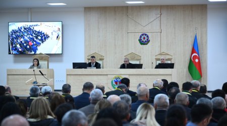 Çoxsaylı cinayətlərin törədilməsində təqsirləndirilən erməniəsilli şəxslərin məhkəməsi davam etdirilib