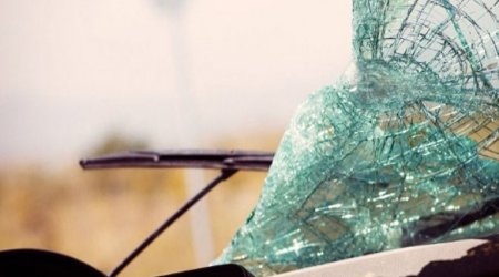 Kəlbəcərdə yük avtomobili aşıb, 2 nəfər ölüb