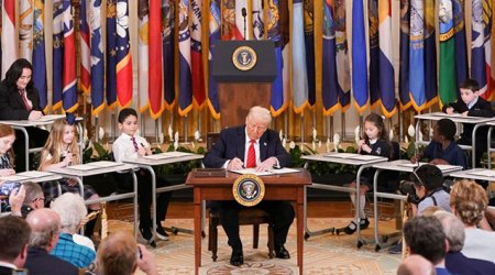 Трамп подписал указ об упразднении Министерства образования