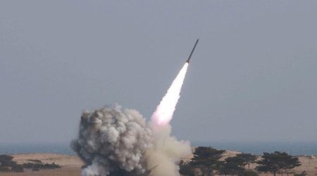 Хуситы бьют гиперзвуковой ракетой по &laquo;Бен-Гуриону&raquo; в Тель-Авиве