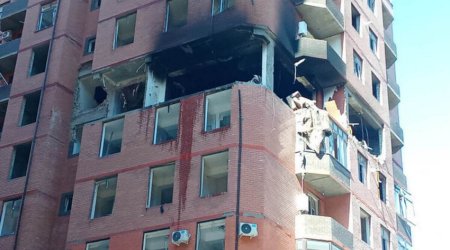 
В Махачкале в жилом доме произошел взрыв газа, пострадали два человека