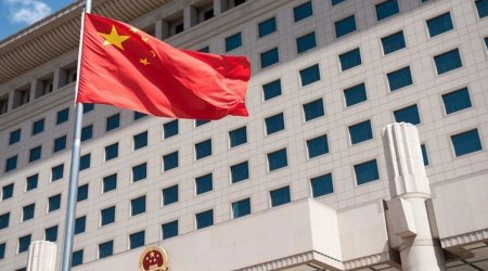 МИД КНР: Пекин готов вести диалог с США на основе равенства и взаимного уважения