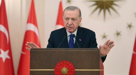 

Эрдоган: Отдельные силы пытаются подорвать отношения между властью и обществом
