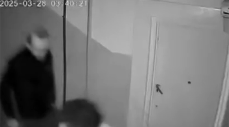 Polis binaların girişində oğurluq edən şəxsləri saxlayıb - Video