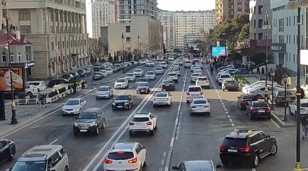 18 küçədə tıxac var - Siyahı