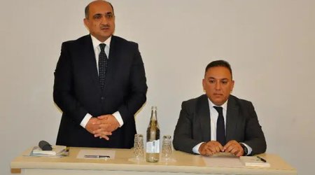 Yeni rektor kollektivə təqdim edilib