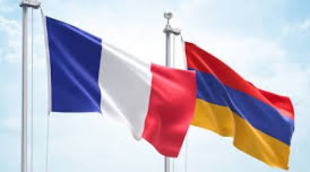 Главы МИД Армении и Франции обсудили ситуацию на Южном Кавказе