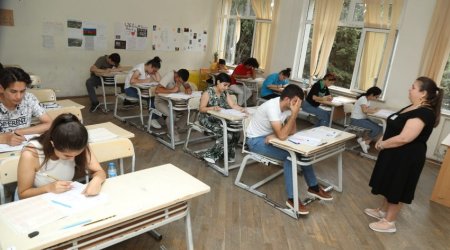 В Азербайджане около 54 тыс. учеников IX классов сдадут выпускные экзамены