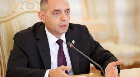 Главного сторонника России выгнали из правительства Сербии