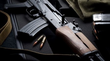 В Баку обнаружены оружие и боеприпасы