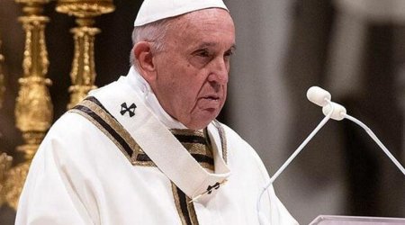 Папа Римский призвал Азербайджан и Армению к скорейшему миру