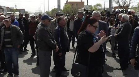 Жители Армении вышли на протесты