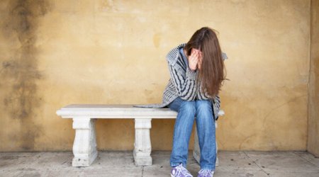 В Баку мать принуждала 14-летнюю дочь к проституции - ведется расследование
