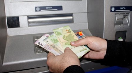 В Азербайджане выплачены пособия и пенсии за апрель