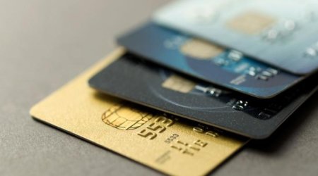 Ötən gün bank kartlarından 21 min manatdan çox pul oğurlanıb