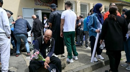 Убийство мусульманина во французской мечети новость дополнена