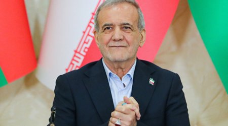 Президент Ирана прочитал стихотворение Шахрияра в Баку - Видео