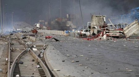 Власти Ирана не исключают диверсию как причину взрыва в порту