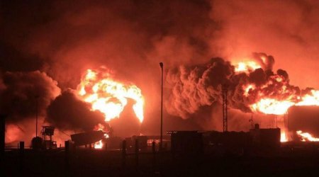 При ударах по цементному заводу в Йемене пострадал 21 человек