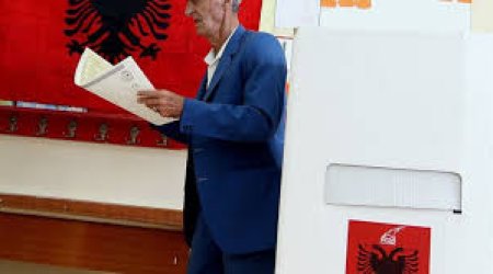 Albaniyada parlament seçkiləri keçirilir