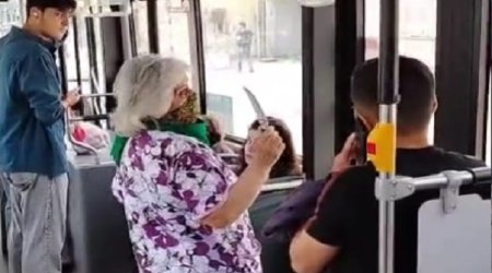 Əlibıçaqlı qadın avtobusda təşviş yaradıb- VİDEO