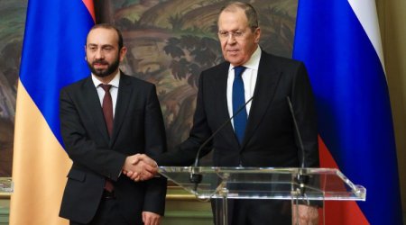 İrəvanda Mirzoyan və Lavrov arasında görüş başlayıb