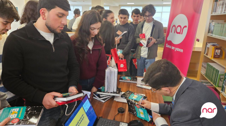 
“Nar”ın dəstəyi ilə Azərbaycanda biznesə dair ilk “B4B” kitabı təqdim olundu
